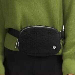 lululemon black sherpa everywhere belt bag                 8 1/2”x 6”